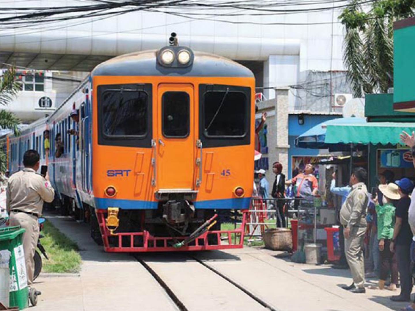 kereta api ke hatyai